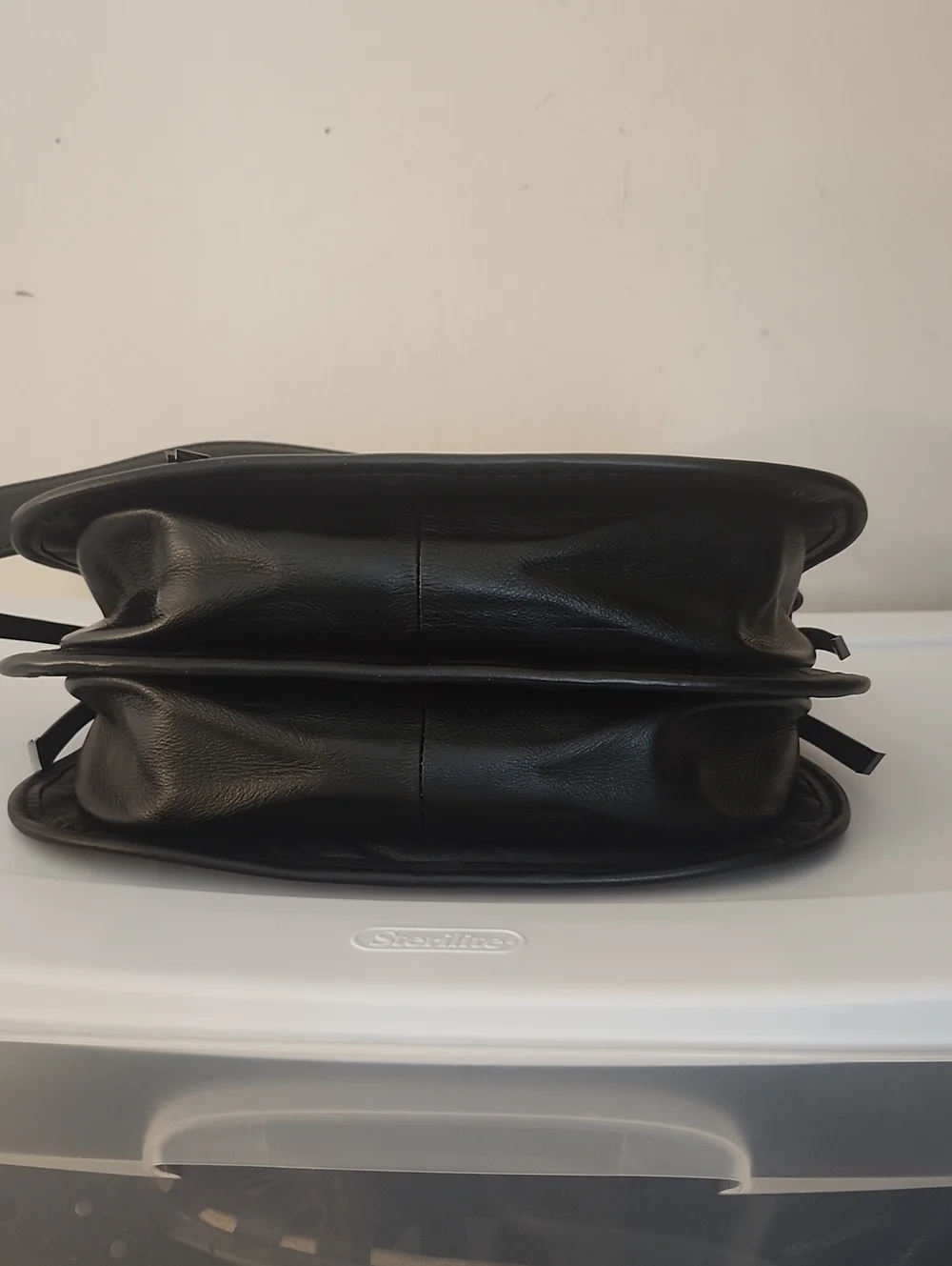 Ted Baker Crossbody/Saddle Bag w/Free Henri Bendel Cardholder/Keychain